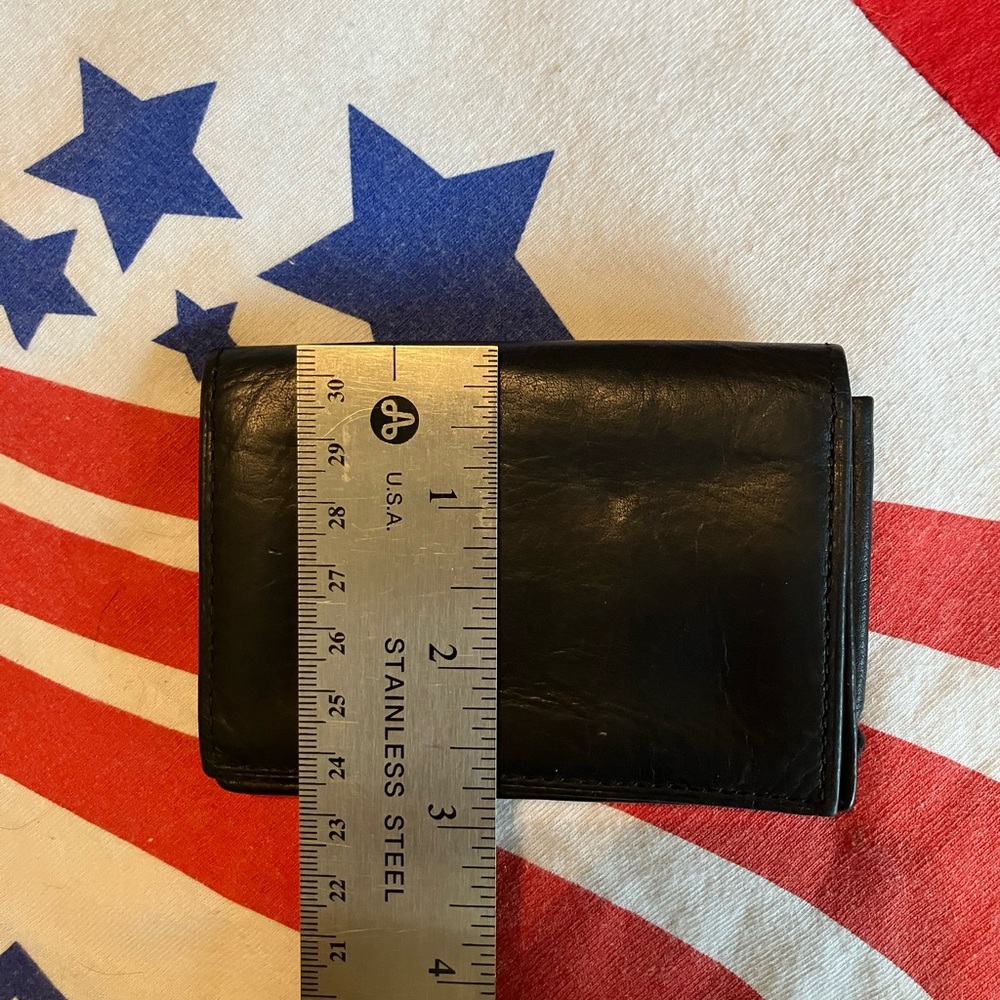Boulder Ridge Leather Card Holder - Picture 8 of 8